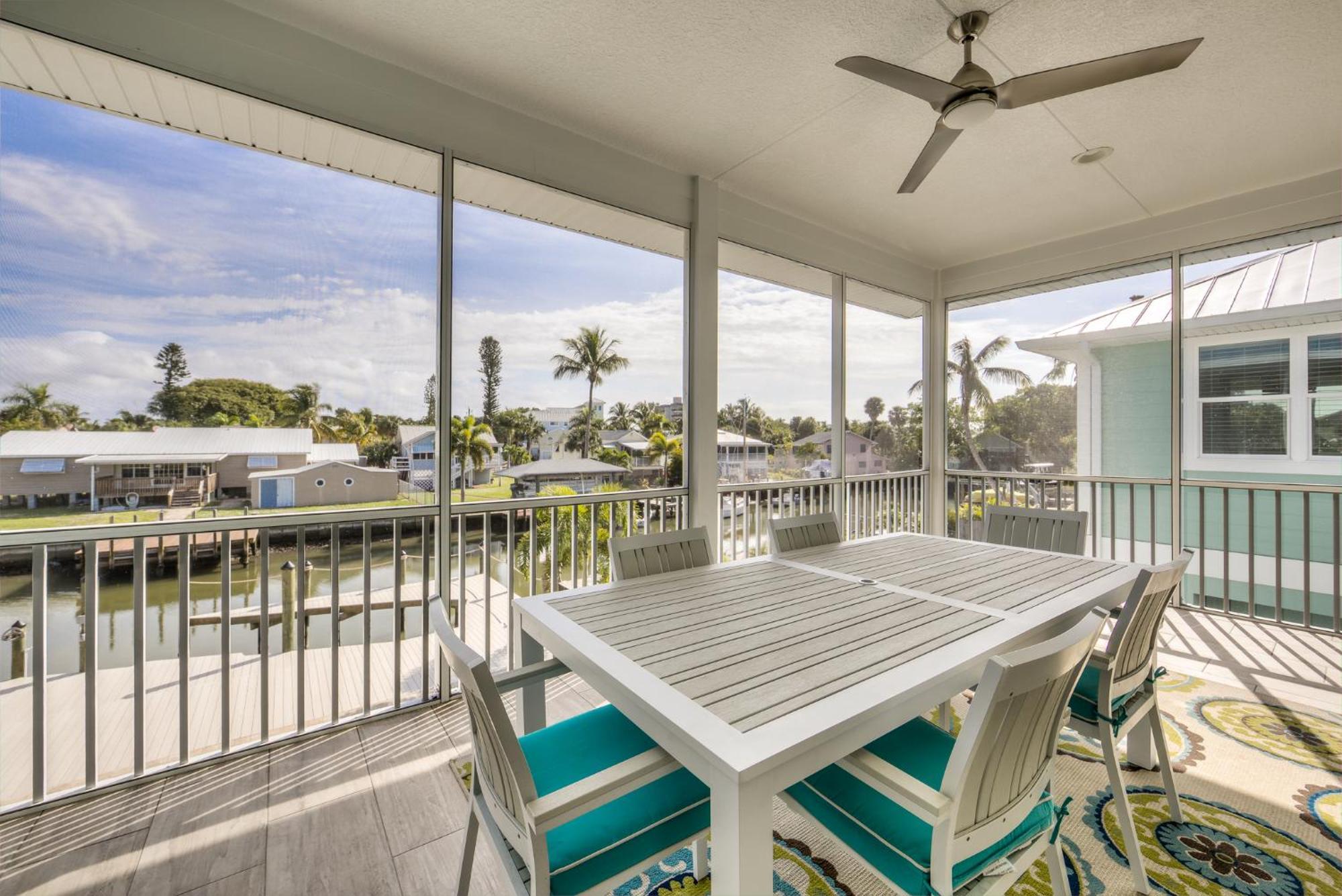 Waterfront - Nestled On The Bay, Heated Pool And Spa - Tidewater - Roelens Villa Fort Myers Beach Exterior photo